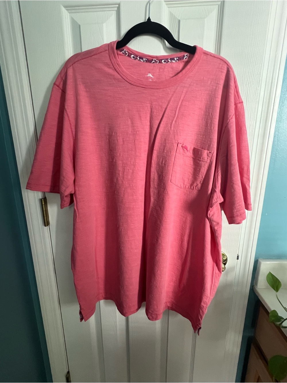Tommy Bahama Coral Pink Pocket T‑Shirt